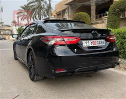 تۆیۆتا کامری